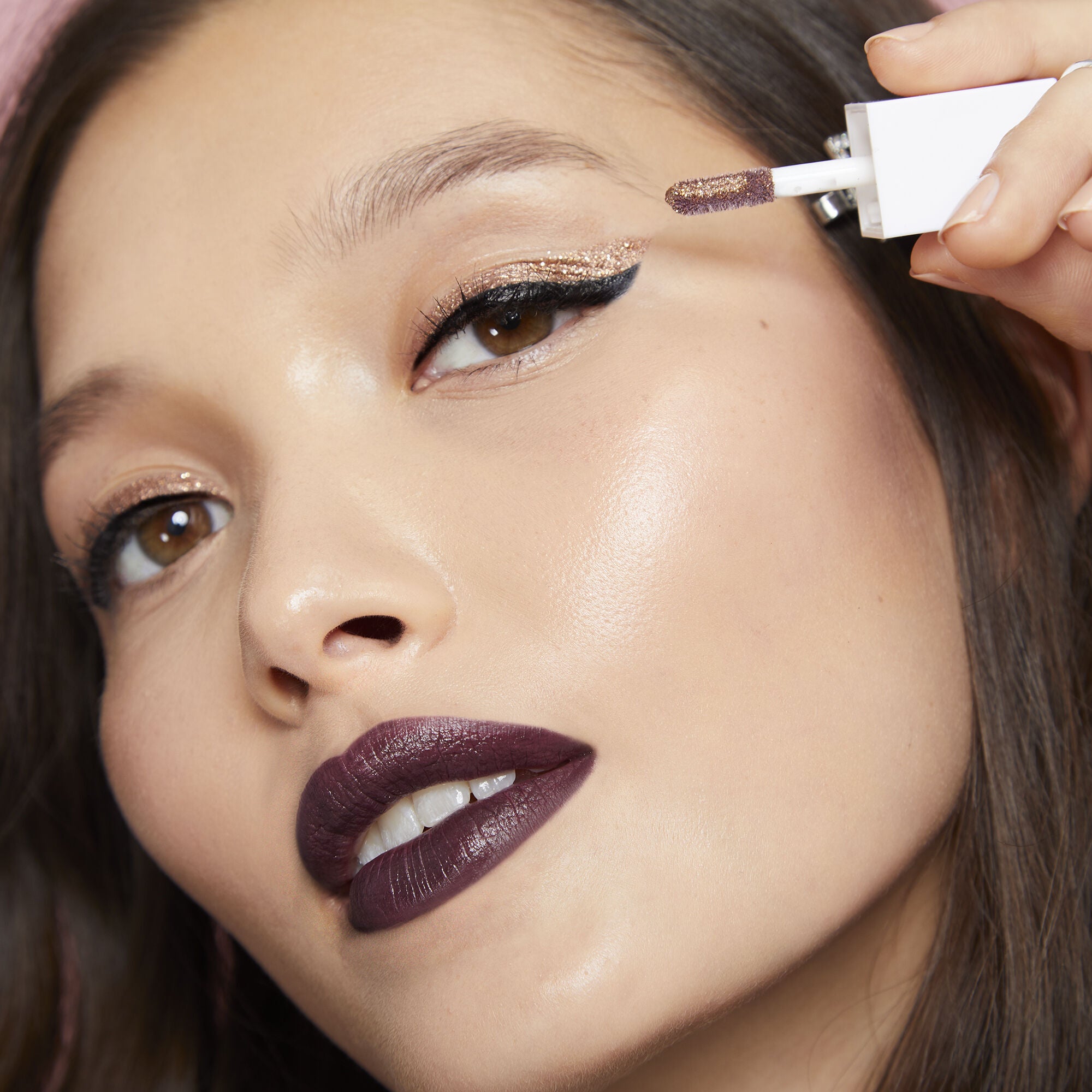 Liquid Glitter Eyeshadow e l f Cosmetics UK Liquid Glitter Eyeshadow e l f Cosmetics UK