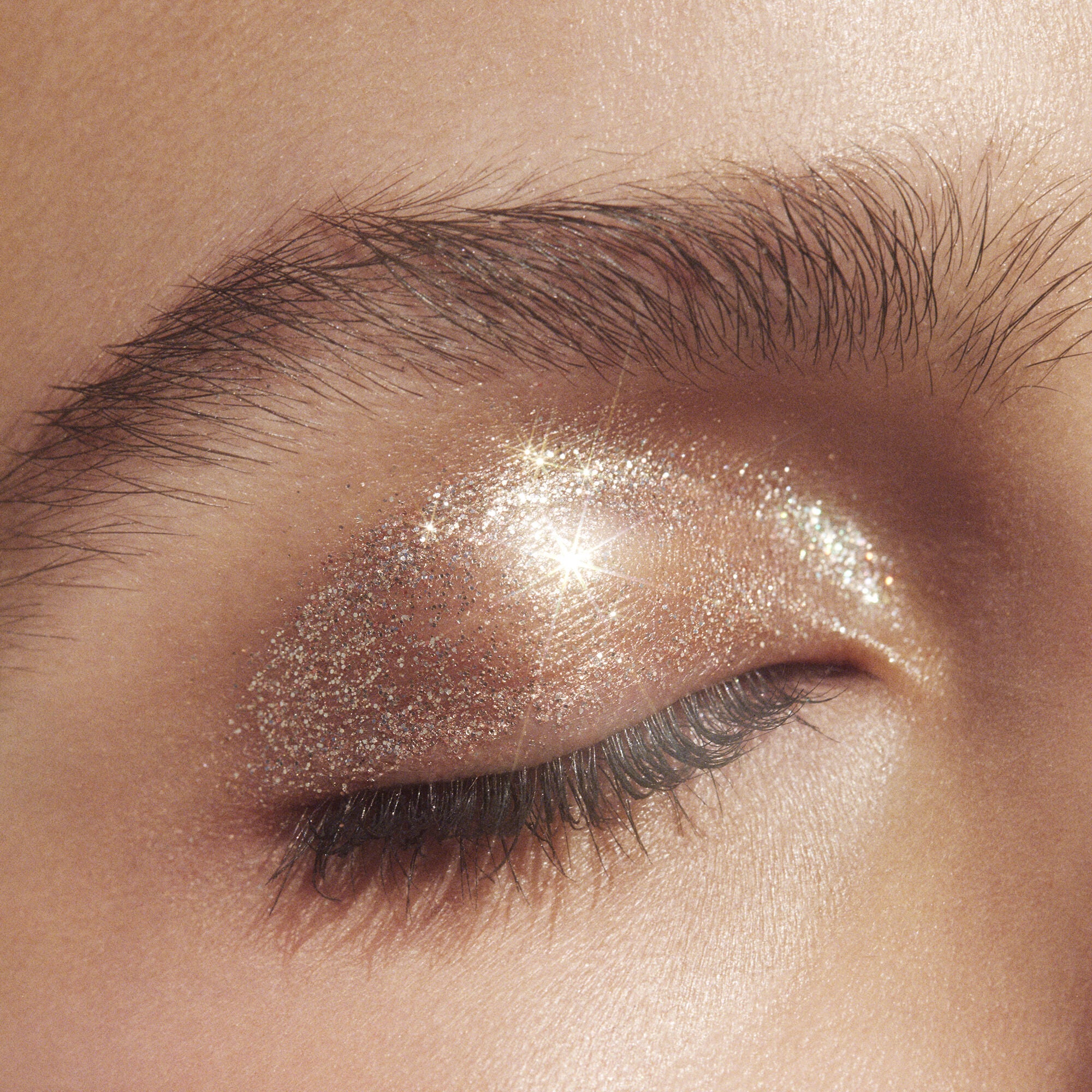 elf Retro Paradise Liquid Glitter Eyeshadow e.l.f. Cosmetics UK