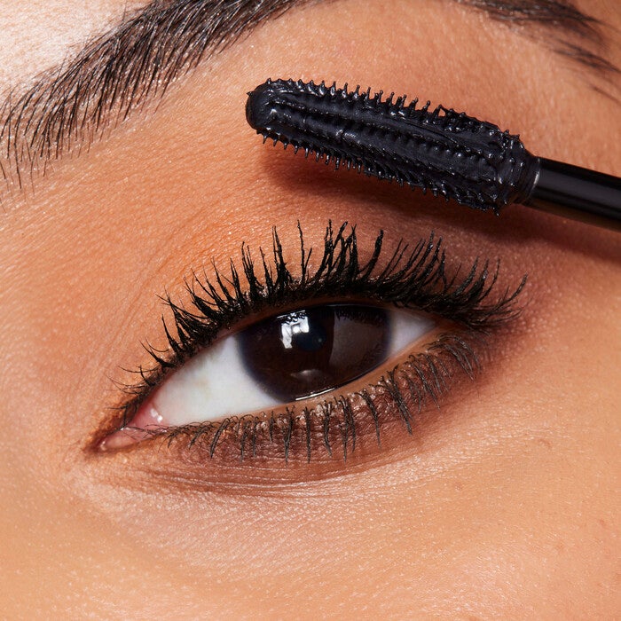 Lash Beats Mascara, Pitch Black