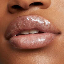 Lip Lacquer, Bubbles