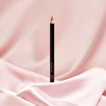 e.l.f. x Jennifer Coolidge Dirty Pillows Lip Kit, 