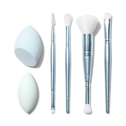 Gift Set Includes 2 Makeup Sponges and 4 Makeup Brushes