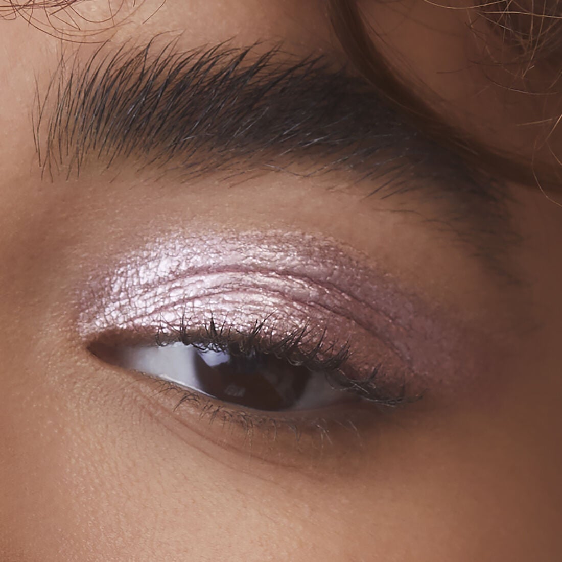 Liquid Metallic Eyeshadow | Liquid Glitter Eyeshadow | e.l.f. Cosmetics UK